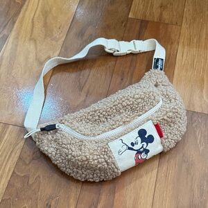 Disney x Zara Kids Sherpa Fanny Pack